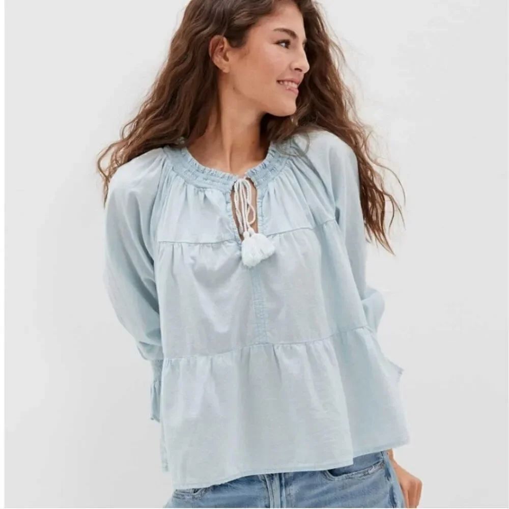 American Eagle Outfitters V-Neck Smocked Peplum Long Sleeve Blouse New with tags